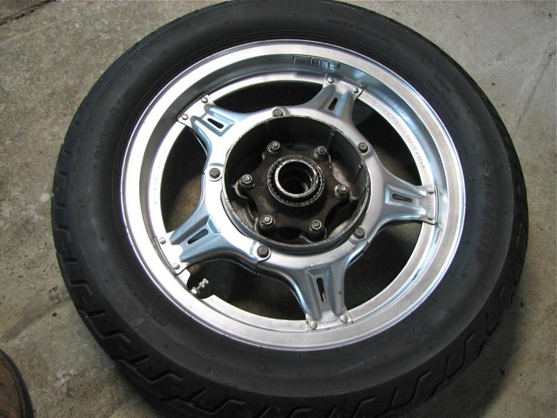 gl wheel 78-79 rear.JPG