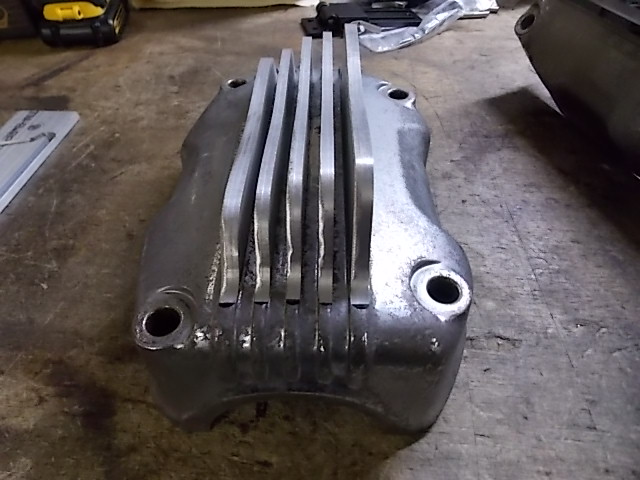 valve cover fins 036.jpg