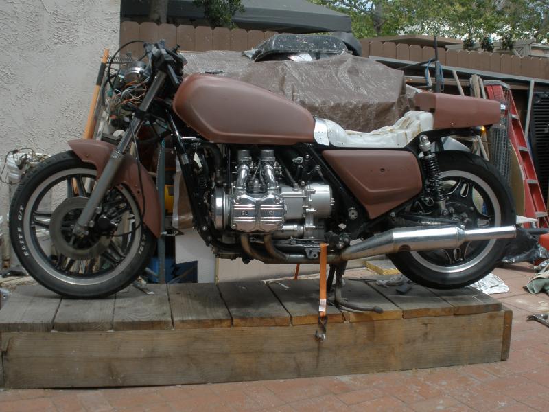 kitchen motorcycle 252.JPG