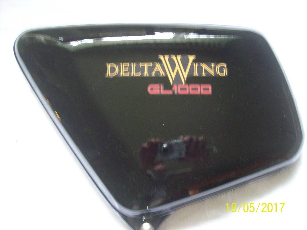 Sidecover with decal.jpg