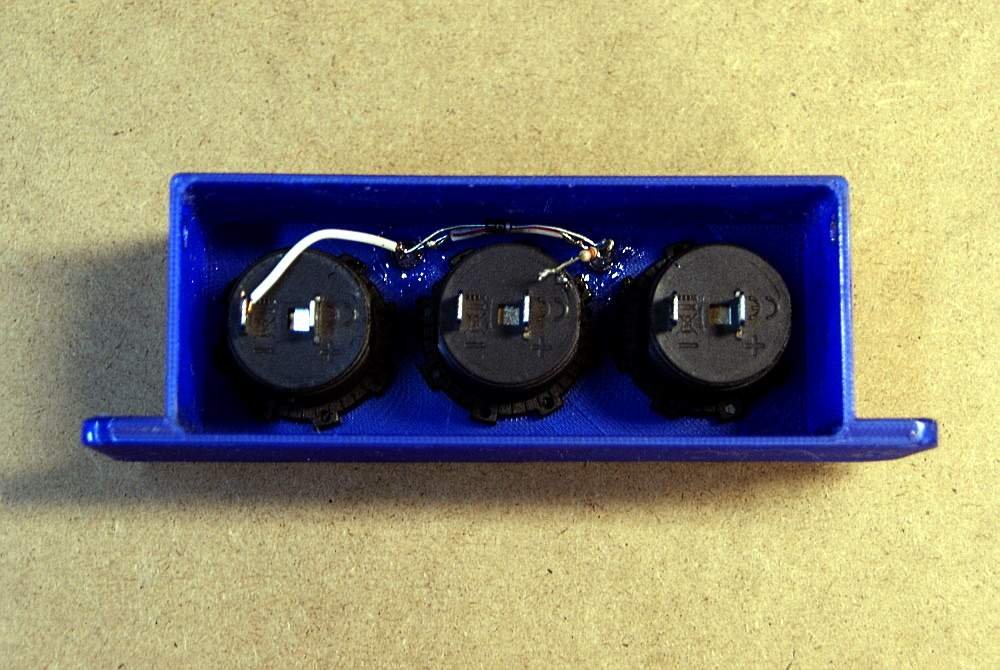 Plug box 4.jpg