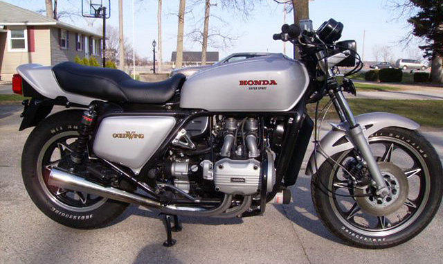 Robin1731's Super Sport GL1100
Bike of the Month
March 2008 