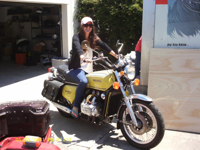 Laura On Cookie's Yellow 76
