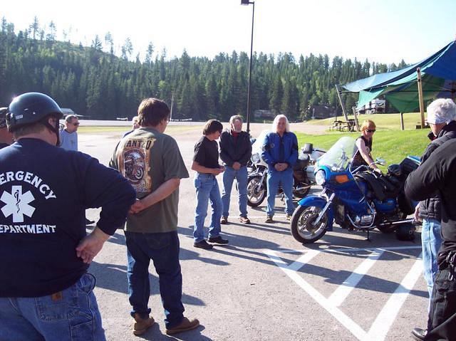 Rodger doing the remembrance ceremony before the Poker run.