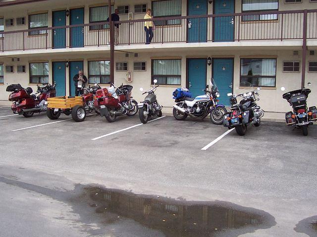 The Bikes - The Ho-Jo's In Niagara