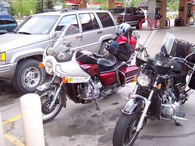 Heres a super clean 1975 GL1000 we met at Georgetown on our way back to Denver.