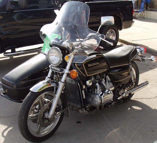 GL1000  sidecar