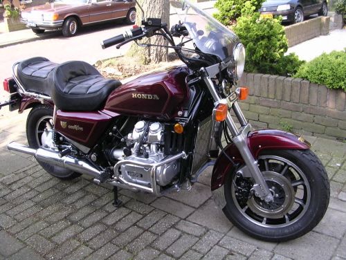 Henk's GL1200 Std.