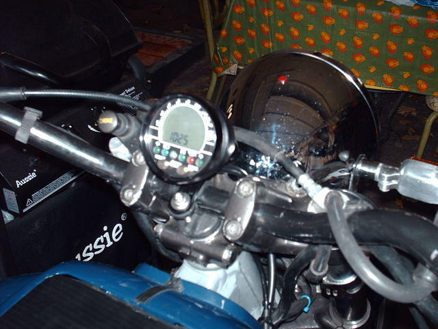 Front controls with new "dash"