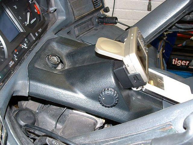 Garmin/IPod install