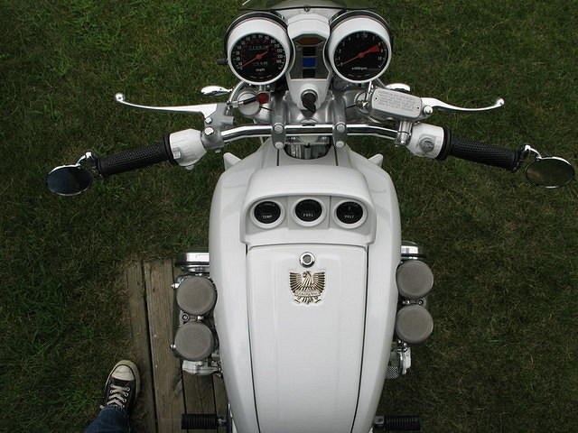 My View.  Shift light is below the speedo.