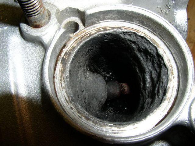 1978 Cyl 3 Exhaust Port