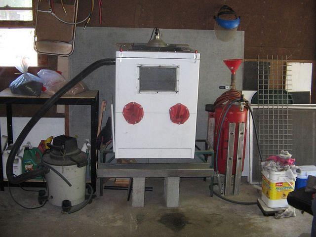 Photo Homemade Sandblast Cabinet And Pressure Pot