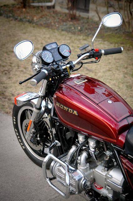 1982 GL1100 NAKED!! 051