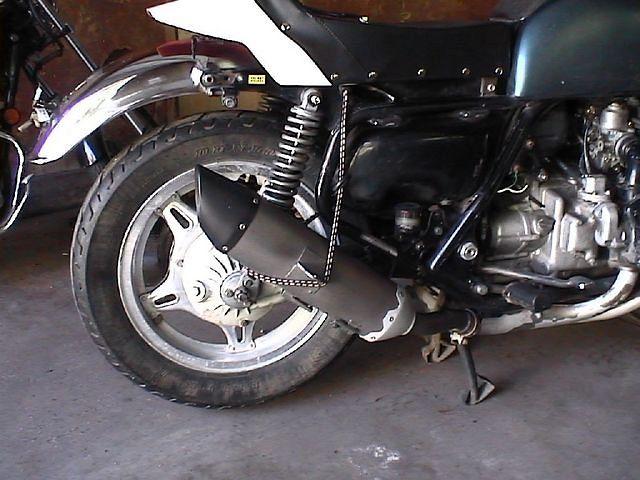 Yamaha R1 muffler and darkwing seat