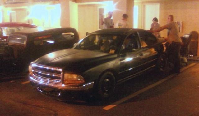 neon34