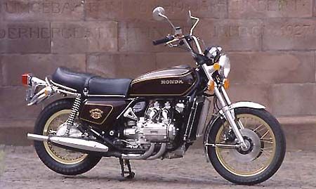 gl1000ltd 1976 rechts