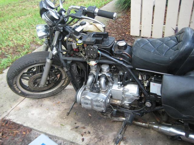 Jdepts82GL1100_LeftExhaust Removal2