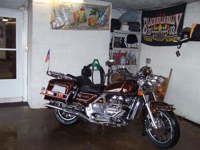 jimi's gl1100 5