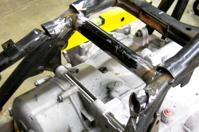 ADDITIONAL TUBE CROSS MEMBER CUT FROM ANOTHER FRAME-TACHED IN