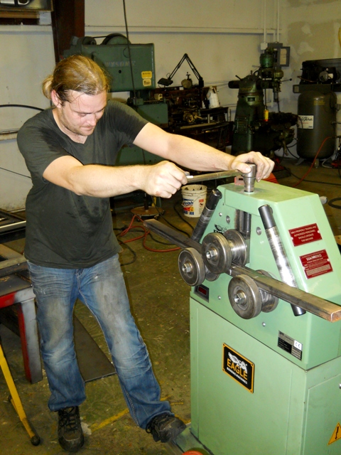 CHRIS ON THE EAGLE BENDER SETTING UP THE FIRST SEQUENCE OF BENDS FOR TWO OF THE FOUR SWINGARM TUBES