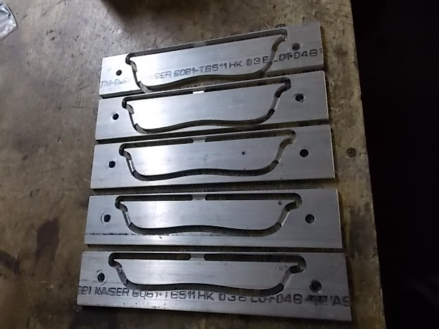 valve cover fins 032