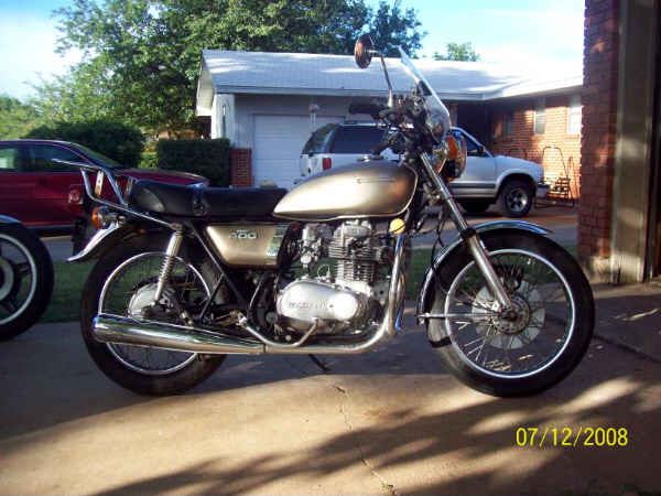 KZ400D