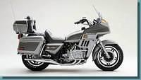 "Tumblin Dice" was a silver/gray 82 Aspencade when I bought it; the owner had taken the bike apart to paint, then gave